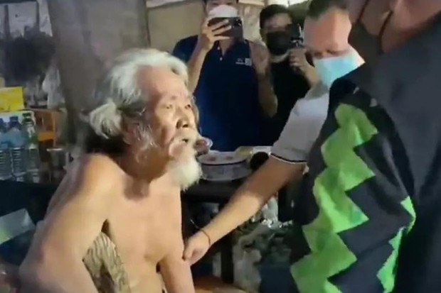 Thái Lan: Thầy tu rởm bị bắt khi sống cùng 11 thi thể-1