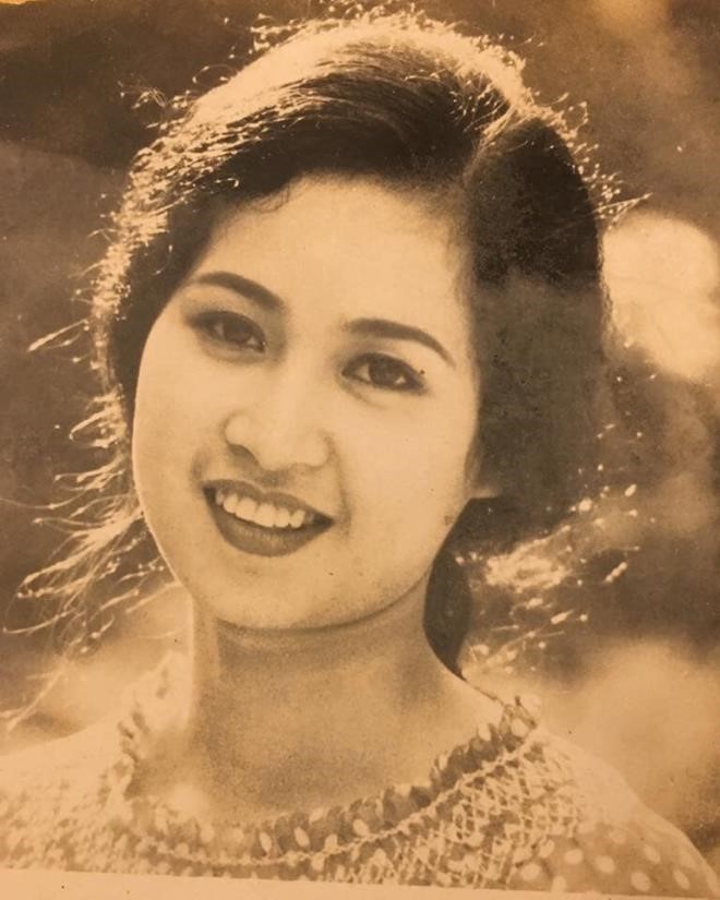 Nhan sắc ngày trẻ khó ai sánh kịp của 3 bà mẹ trong Thương ngày nắng về-12