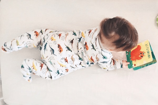 Cô bé sinh ra với vết bớt hiếm gặp trên mặt: Cách người mẹ dạy con tự tin, hay cười khiến ai cũng muốn học hỏi theo-8