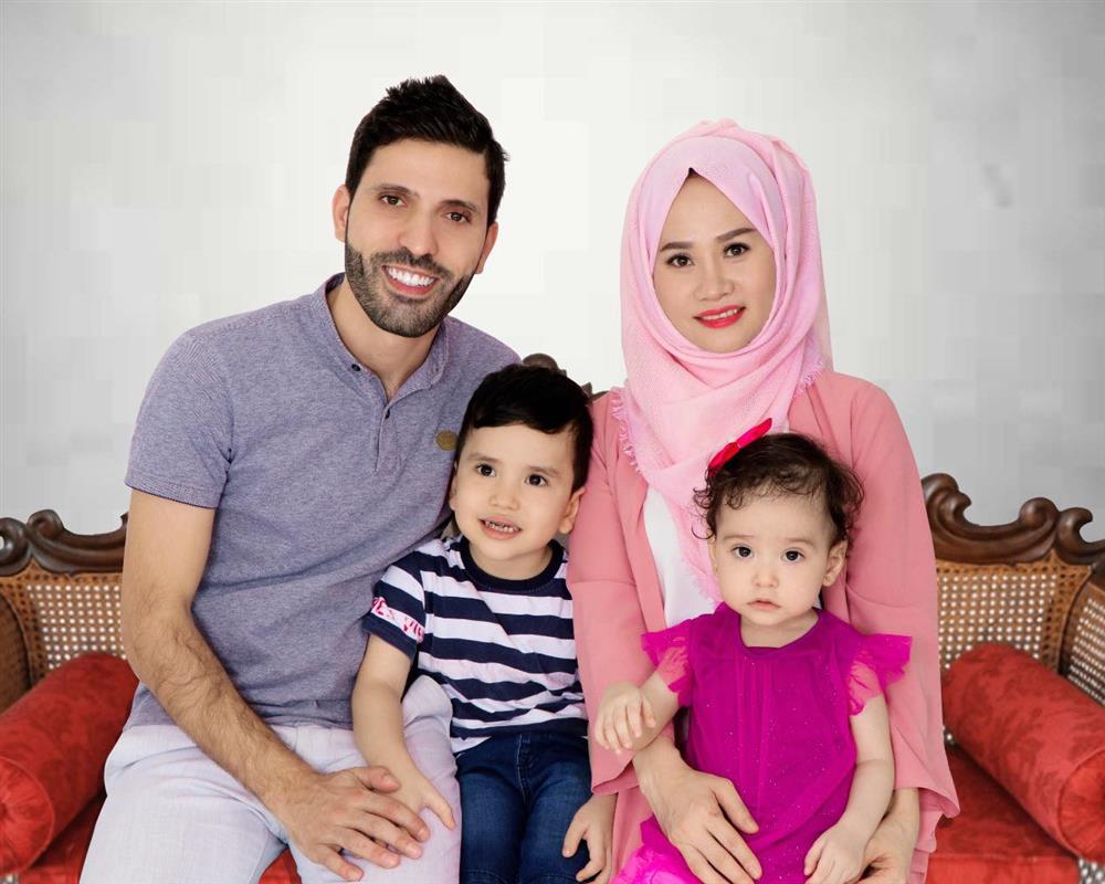 Ra nước ngoài làm ăn, mẹ đơn thân Việt cưới chồng kém 3 tuổi: Phản pháo lời đồn lấy chồng Dubai đổi đời và câu chuyện về mẹ chồng như mơ-2