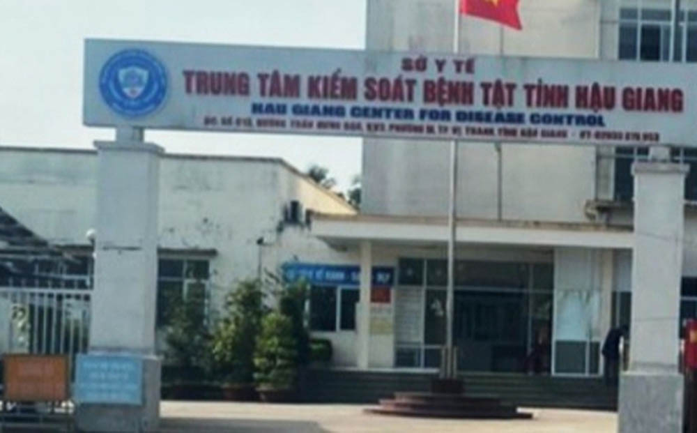 NÓNG: Bắt giam Giám đốc CDC Hậu Giang vì liên quan Việt Á-1