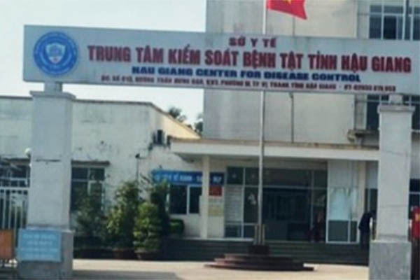 Dùng dao khống chế, hiếp dâm chủ quán sau chầu nhậu-1