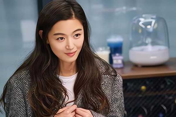 Không ai ở nhà chồng có mặt khi tôi sinh con, sau khi biết tôi đặt tên cho đứa bé, mẹ chồng phải choáng váng-1