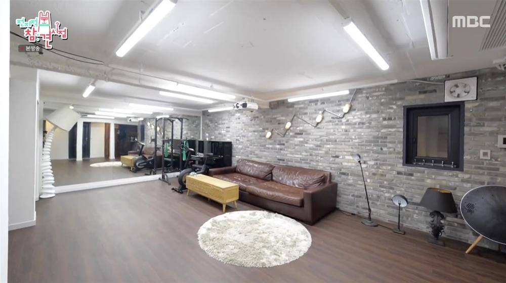 Không gian bên trong biệt thự 100 tỷ đồng của vợ chồng Bi Rain: Đặt chân vào tầng 1 đã sốc-2