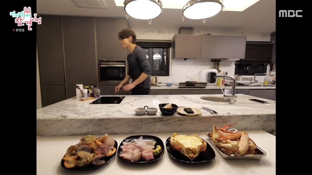 Không gian bên trong biệt thự 100 tỷ đồng của vợ chồng Bi Rain: Đặt chân vào tầng 1 đã sốc-13