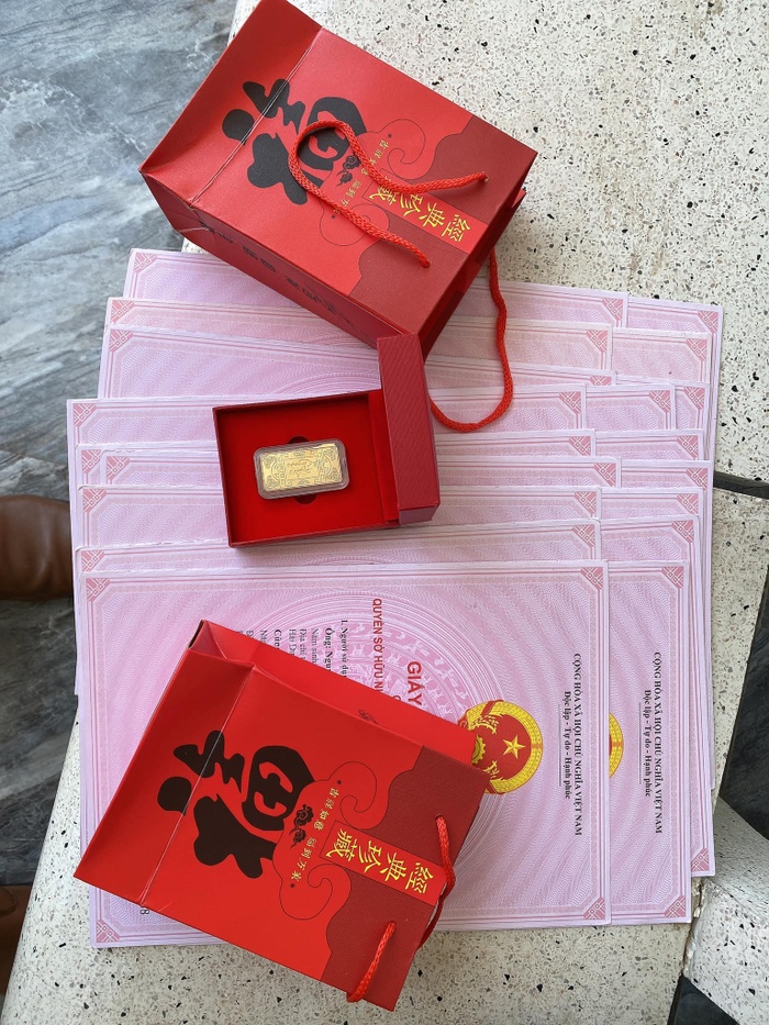Lương Bằng Quang gây sốc khi khoe gần 20 cuốn sổ nhà đất, khẳng định nhờ Ngân 98 mới chịu cày đến vậy-2