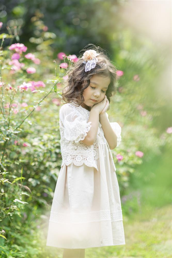 Con nhà người ta 4 tuổi làu làu 5 thứ tiếng, bố bé khẳng định không ép con nhưng luôn tạo cảm hứng, bố mẹ không giỏi ngoại ngữ vẫn có thể dạy con bằng 3 cách này-1