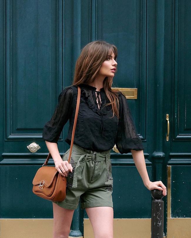Quần short rất bụi bặm, nhưng phụ nữ Pháp diện lên lại vô cùng sang chảnh-10
