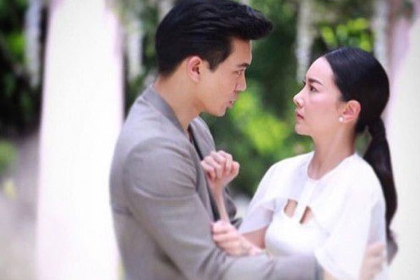 Nghi ngờ chồng ngoại tình, thuê thám tử theo dõi, khi biết danh tính kẻ thứ 3 sốc không nói nên lời-1
