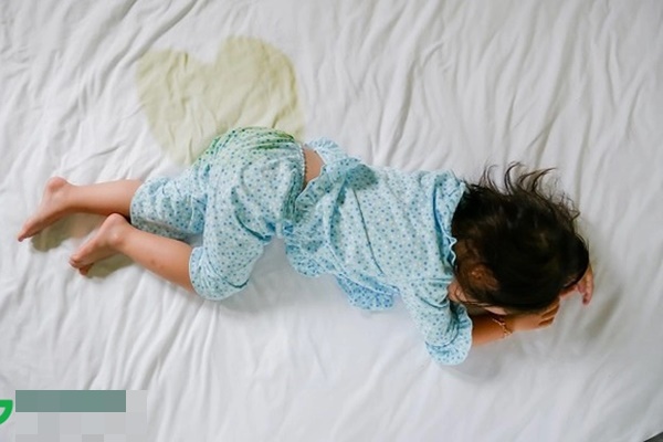 Bác sĩ chuyên khoa nói gì trước tin đồn lan truyền về dịch nôn, tiêu chảy chưa rõ nguyên nhân?-4