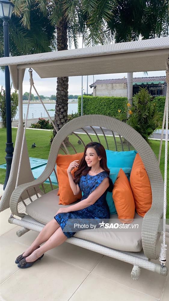 Ngoại hình khác biệt một trời một vực so với 2 năm về trước của vợ cũ vua cá Koi gây ngỡ ngàng-6