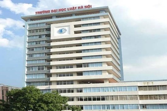 Tuyển sinh vào Đại học Luật Hà Nội năm 2022 có gì mới?