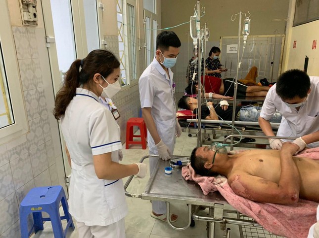 Thanh Hoá: Cứu sống người đàn ông nghi mắc kẹt nhiều ngày dưới giếng-4