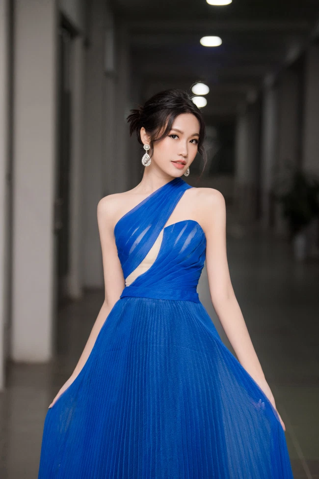 Doãn Hải My: Chuyển hướng style sexy quyến rũ sau khi âm thầm hẹn hò cùng Văn Hậu-1