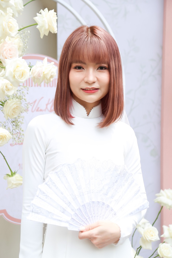 Lễ đính hôn Mạc Văn Khoa: Chú rể đón vợ bằng dàn xe dream huyền thoại, cô dâu lộ diện xinh xắn giữa không gian đầy hoa tươi!-11