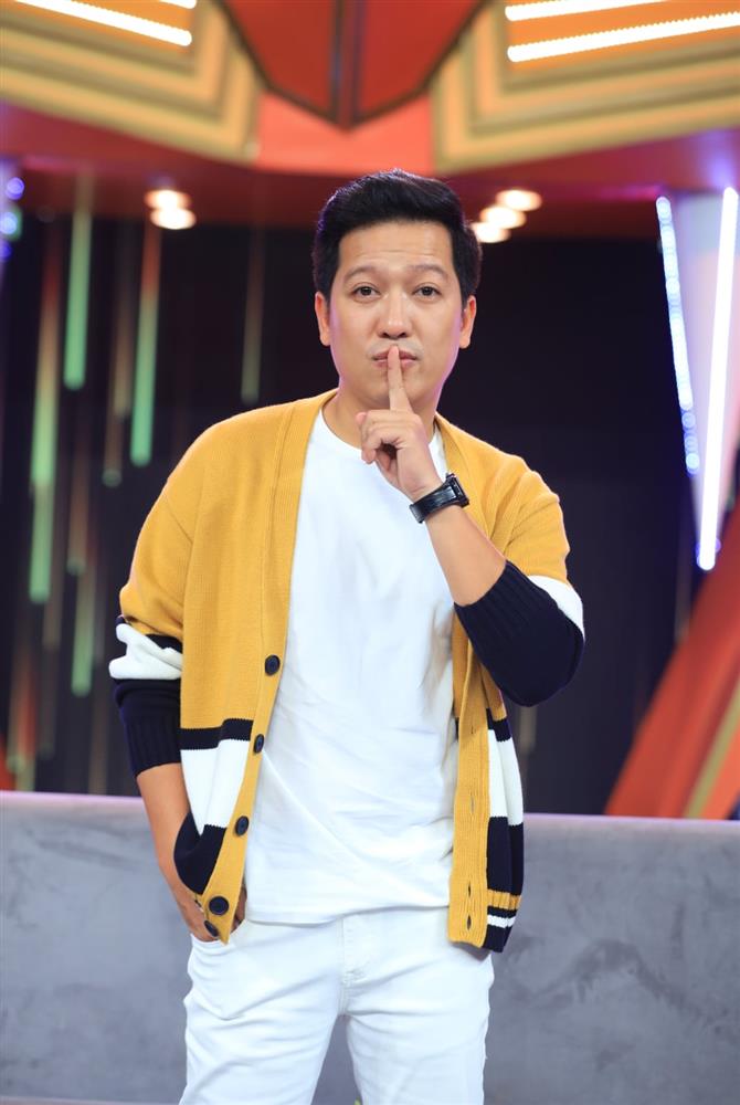 Đâu phải chỉ có mỗi doanh nhân Thắng Ngô sở hữu đàn cá Koi tiền tỷ, nhiều sao Việt gây choáng váng vì đầu tư lớn cho đàn cá Koi trong biệt thự-10