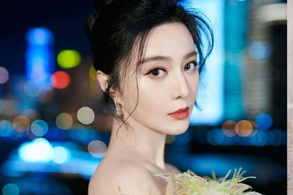 Phạm Băng Băng bị chế mẫu búp bê tình dục-3