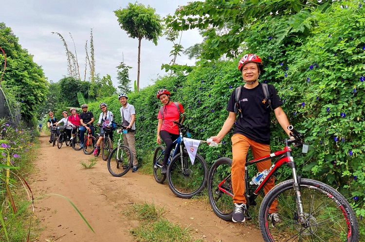 Hà Nội: Khách chi tiền triệu đặt tour đạp xe để ngắm… vườn chuối, ruộng rau-3