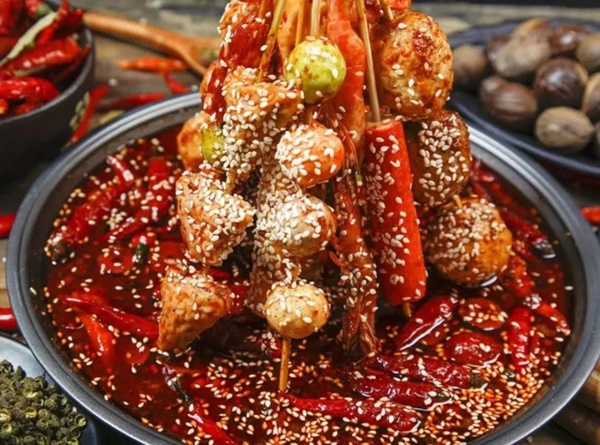 Người phụ nữ 56 tuổi qua đời trên bàn phẫu thuật cấp cứu vì ung thư cổ tử cung, bác sĩ cảnh báo nên ăn ít 2 loại thực phẩm sau-3