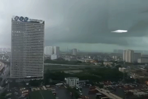 Người đàn ông phóng hỏa tự thiêu sau khi giết người ở Bình Dương-4