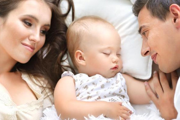 Một số mối nguy tiềm ẩn đằng sau việc cho trẻ sơ sinh dùng gối, ba mẹ có biết?-3