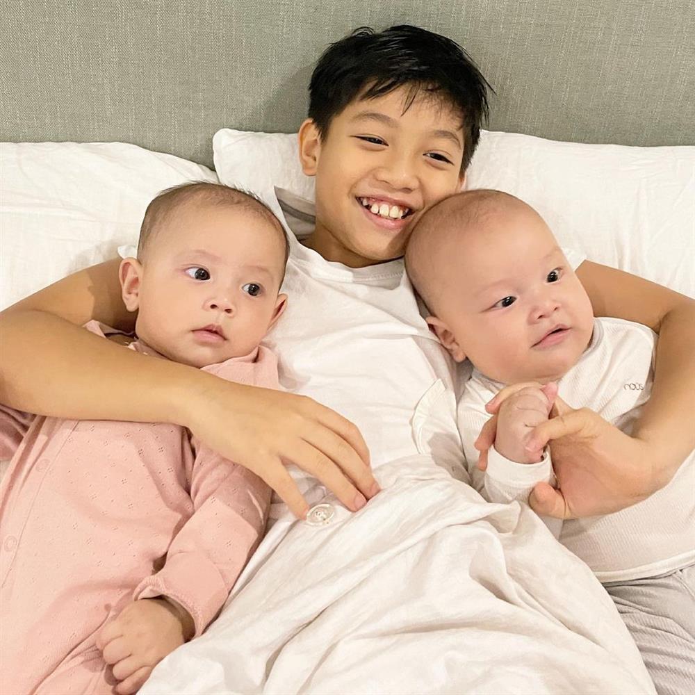 Lisa - Leon và cả Subeo chẳng bao giờ mặc đồ hiệu, biết được lý do ai cũng gật gù mẹ Hà Hồ dạy con thật tuyệt!-5