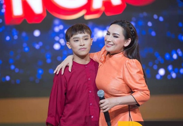 Vì sao Hồ Văn Cường liên tục bị khán giả chê bai giọng hát dù từng là quán quân?-3