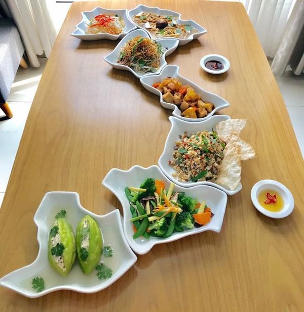 Gợi ý mâm cơm chay tháng Phật đản đẹp mắt, đơn giản mà vẫn đảm bảo dinh dưỡng-2