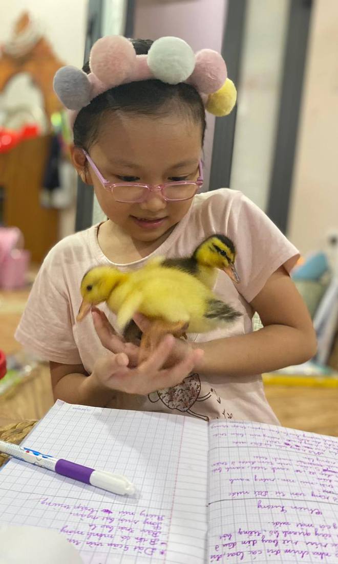 NSƯT Hạnh Thúy tuổi 46: Đôi khi tôi tự hỏi, mình phải quá dành dụm làm gì-5