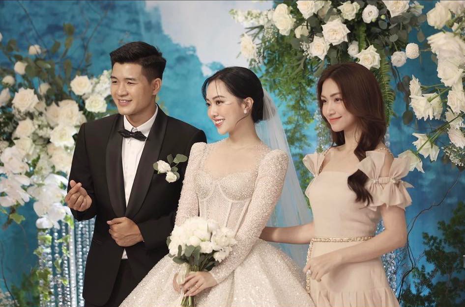 Hậu ly hôn, Hoà Minzy đẹp đỉnh nhờ nuôi dài một thứ, mẹ bỉm đọ sắc với cô dâu hot girl vẫn rực rỡ-5