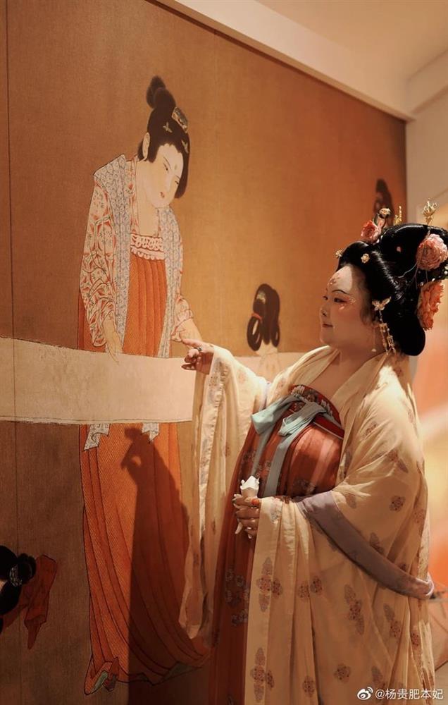 Cô gái nặng 100 kg xuất sắc cosplay đệ nhất mỹ nhân Dương Quý Phi, nhận được bao lời khen ngợi: Con gái khi tự tin là đẹp nhất-2