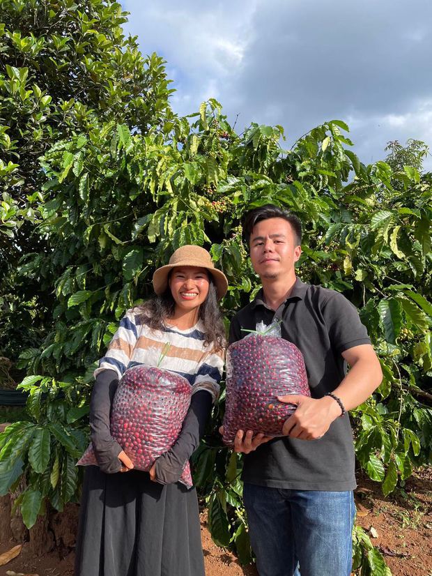 Bỏ giày cao gót về rừng mang ủng làm nông dân, cô gái đáp trả mạnh mẽ câu hỏi kém duyên-5