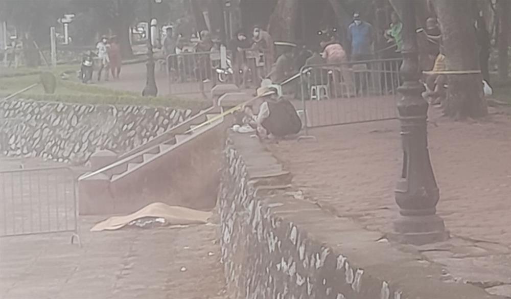 Phát hiện thi thể nam thanh niên ở hồ Thành Công, Hà Nội-1