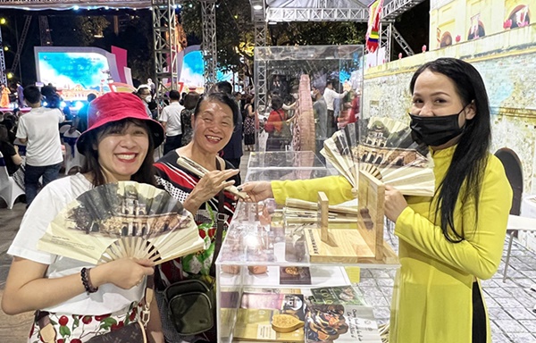 Hà Nội - Đến để yêu: Giới thiệu nhiều điểm đến du lịch hấp dẫn-4