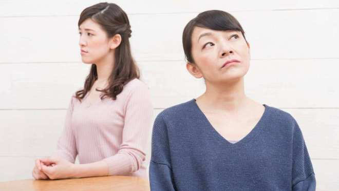 Chồng bỏ mặc vợ ở cữ để đi du lịch với mẹ đẻ, ngày anh ta trở về tôi đã&nbsp;kết thúc tất cả&nbsp;bằng tờ đơn ly hôn-2