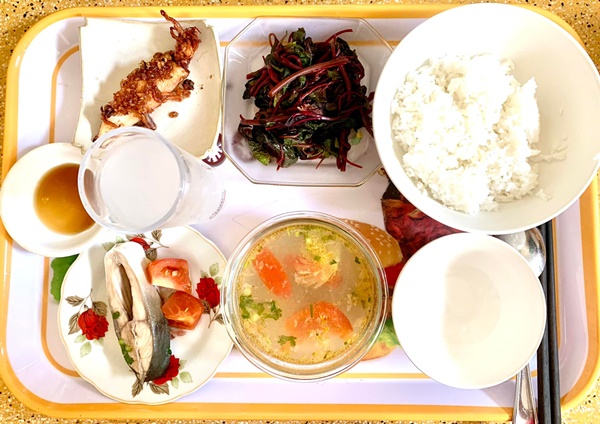 Mâm cơm ở cữ chị dâu nấu cho em chồng ngon miệng, đủ chất, thực đơn đa dạng ăn nhiều cũng không chán-8