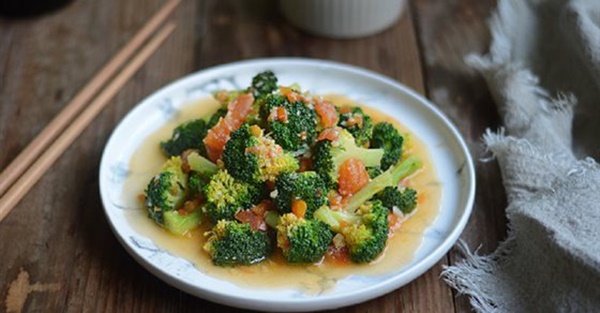 Loại rau giá rẻ bèo chống được 8 bệnh ung thư, có tác dụng hạ đường huyết và bảo vệ xương khớp rất tốt-2