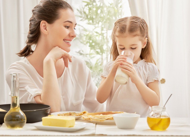 6 yếu tố ảnh hưởng đến IQ cho trẻ, cha mẹ biết cách cải thiện con sẽ thông minh, tương lai cả họ được nhờ-2
