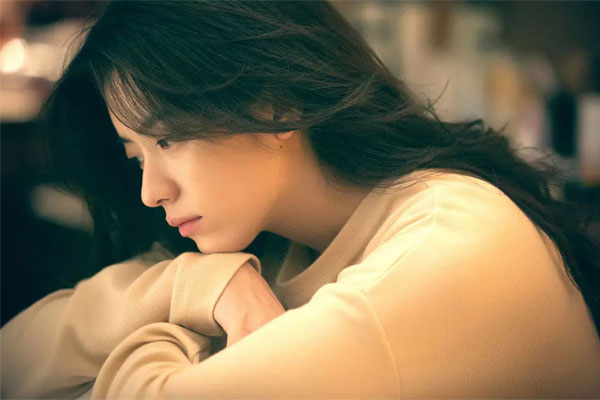 Đừng dại dột chịu đựng buồn đau một mình-4