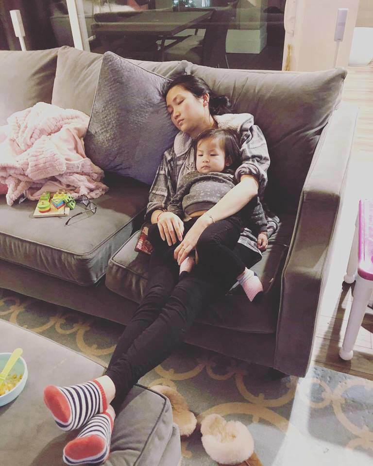 Đừng dại dột chịu đựng buồn đau một mình-3