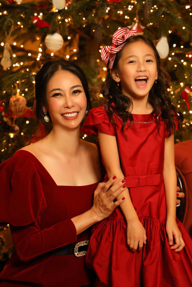 Lấy chồng đại gia, sống trong gia đình có con riêng, con chung nhưng cách Hà Kiều Anh ứng xử và dạy các con mới đáng ngưỡng mộ-5