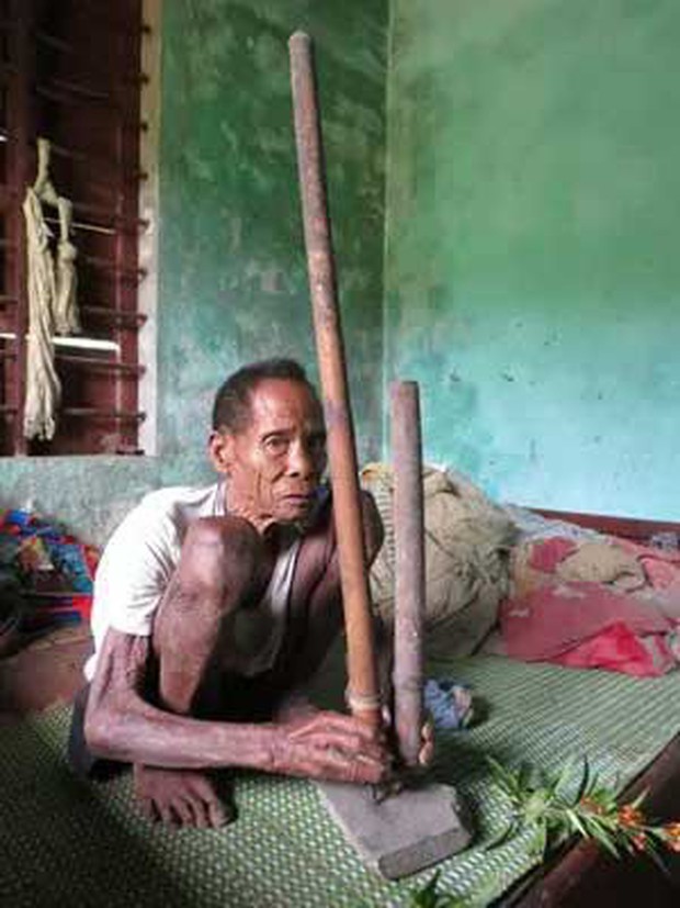 Cuộc sống săn bắt, hái lượm như người nguyên thủy ở bộ tộc kỳ lạ nhất Việt Nam-2