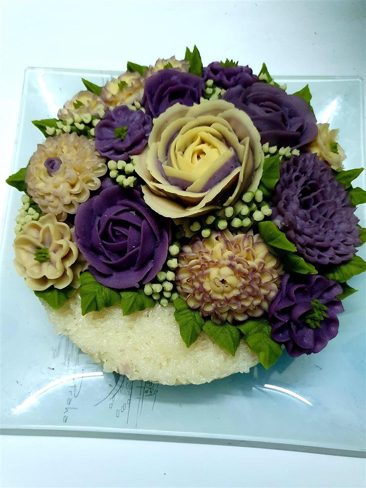 Mẹ bỉm sữa thoát nghèo nhờ trồng hoa lên dĩa xôi kiếm 40 triệu đồng/tháng-5