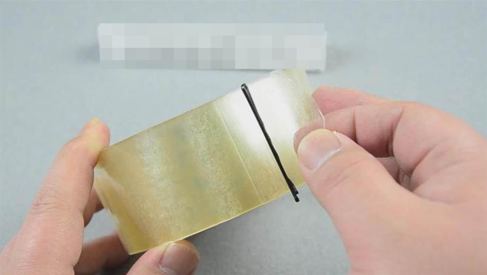 Phát hiện lý thú về những công dụng tuyệt vời mà chiếc kẹp tóc mang lại, điều số 3 bạn nhất định phải thử-7