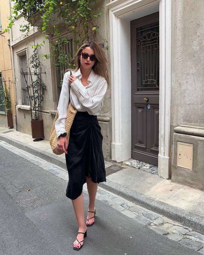 Kết hợp váy với sandal, phụ nữ Pháp có 12 set trang phục đẹp long lanh-10