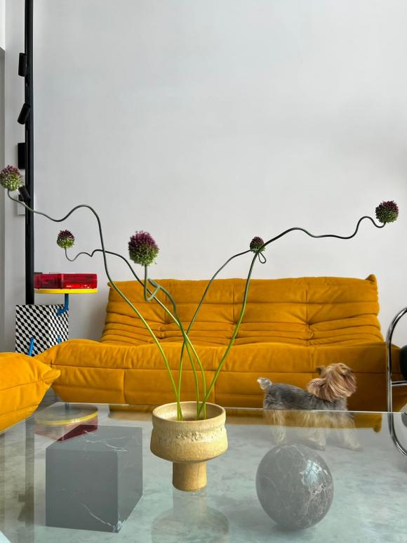 Cô em Trendy Khánh Linh khoe không gian bên trong căn penthouse duplex siêu sang-7