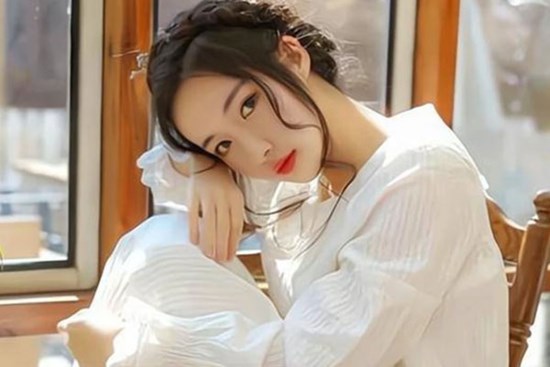 Phụ nữ phiêu lưu trong chuyện tình ái sẽ có những đặc điểm này