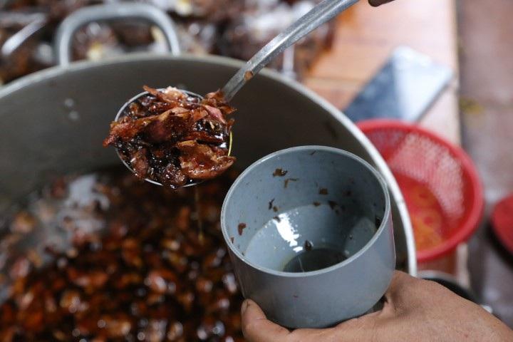 Quán ốc hút gần 3 thập kỷ ở Hội An, bà chủ ngày bán hơn nửa tấn-8