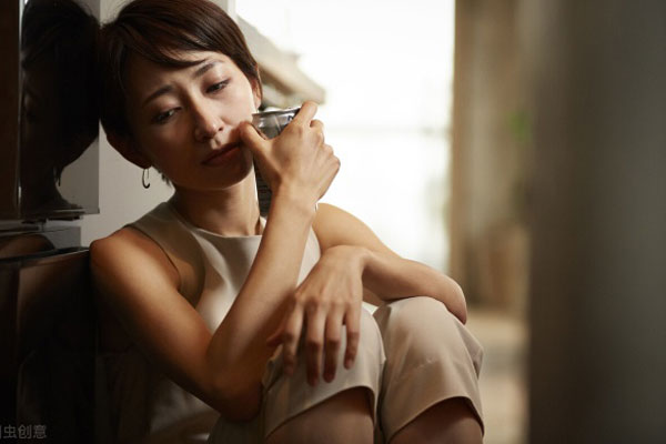 Nửa đêm chồng ra ngoài, tôi đi tìm và khi thấy chậu nước gừng tôi đã bật khóc-1