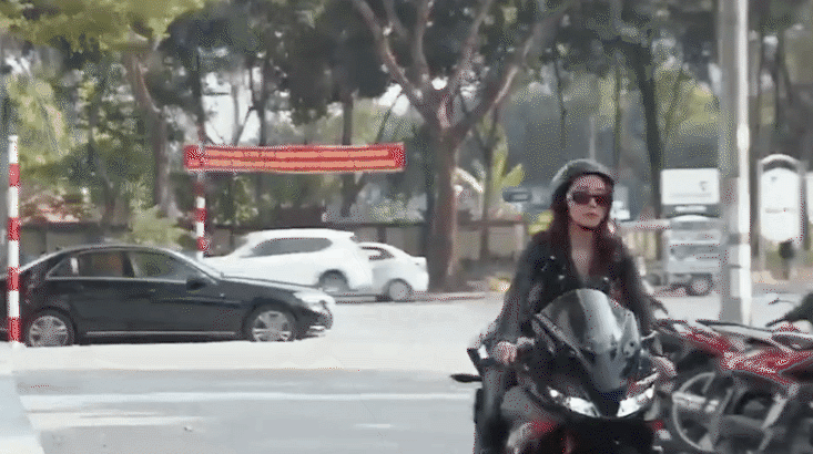 Quỳnh Nga sexy táo bạo có thừa, style phim mới còn át luôn cả nữ chính-13